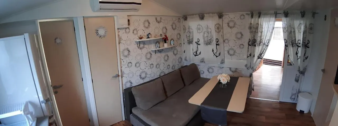 ***** ホリデーパーク Mobile Home Lucan ドラゲ クロアチア